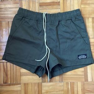 Muttonhead shorts size small